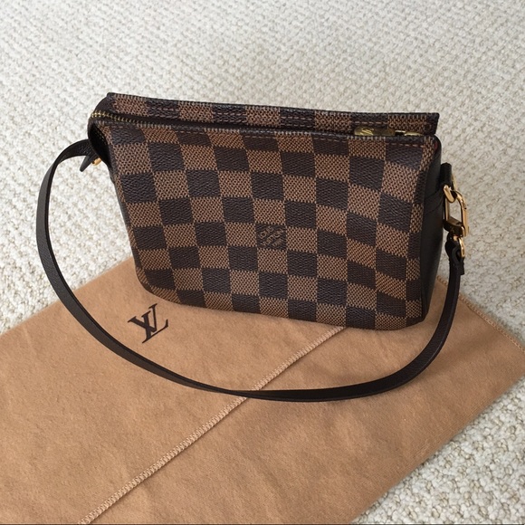 Louis Vuitton Handbags - Authentic Louis Vuitton Damier Ebene Pouch w/Strap